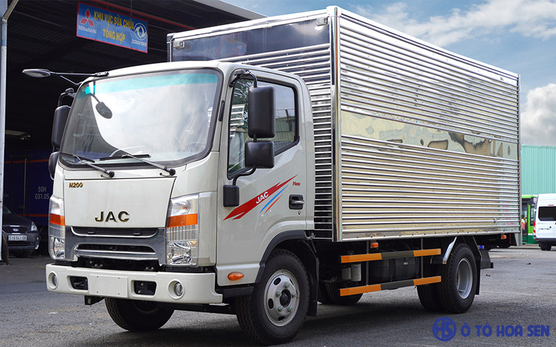 Xe tải Jac N200 tải 1T9 động cơ Isuzu